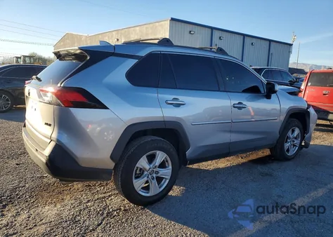 2020 Toyota Rav4 Xle z USA, uszkodzony, nr VIN 2T3W1RFVXLC085879